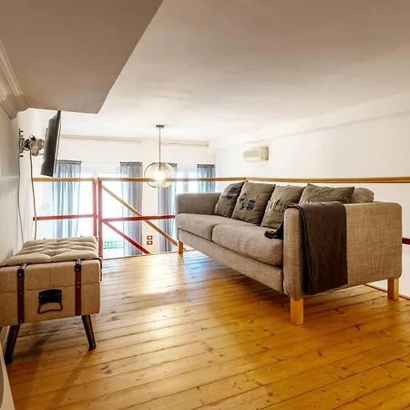 Apartment One Bedroom With Terrace Near Duomo Milan