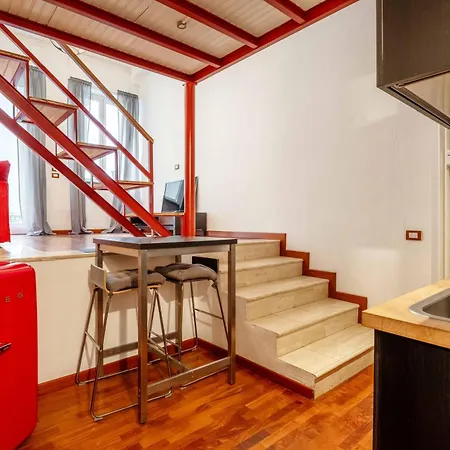 One Bedroom With Terrace Near Duomo * Milan