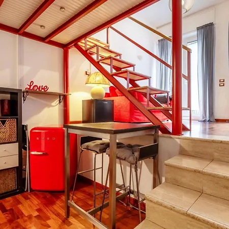 One Bedroom With Terrace Near Duomo Apartment *